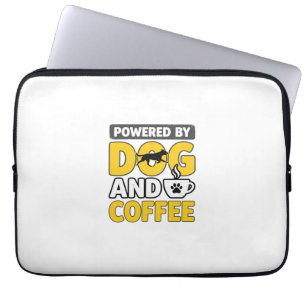 Capa Para Notebook Camiseta Vintage Alimentada Por Cão E Café_1