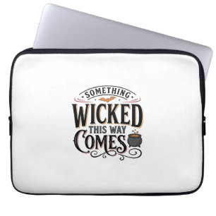 Capa Para Notebook Camiseta Vintage Something Wicked de Halloween Des