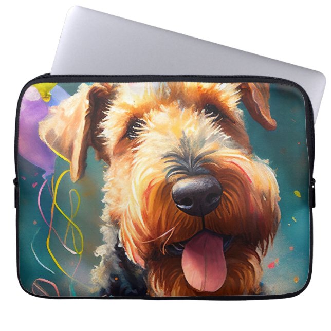 Capa Para Notebook Cão Airedale com chapéu de aniversário e balões (Frente)