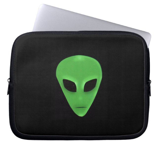 Capa Para Notebook Cara Alienígena Verde Pequeno (Frente)