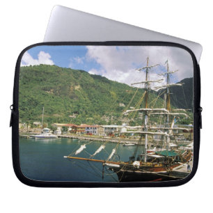 Capa Para Notebook Caribe, St. Lucia, Soufriere. Barcos em