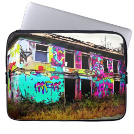 Capa Para Notebook Casa abandonada com Grafite colorido