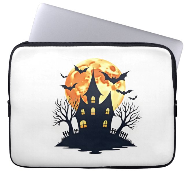 Capa Para Notebook Casa Assombrada com Morcegos � Camiseta Assustador (Frente)