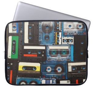 Capa Para Notebook Cassetes Retro: Vintagem Azul De Fundo.