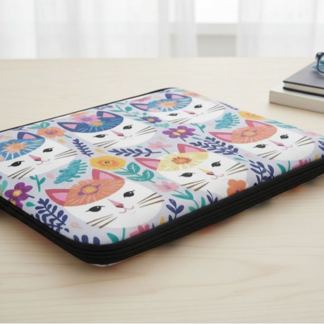 Capa Para Notebook Cat Faces And Flowers  (Criador carregado)