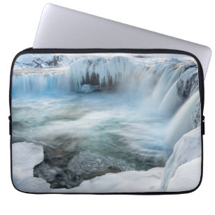 Capa Para Notebook Catarata Godafoss, inverno, Islândia 2