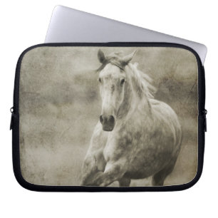 Capa Para Notebook Cavalo Andaluz Russo Galopante