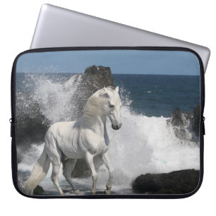 Capa Para Notebook Cavalos da fantasia: Mares do sul