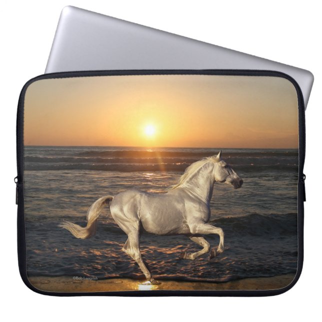 Capa Para Notebook Cavalos da fantasia: Por do sol (Frente)