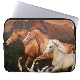 Capa Para Notebook Cavalos Selvagens