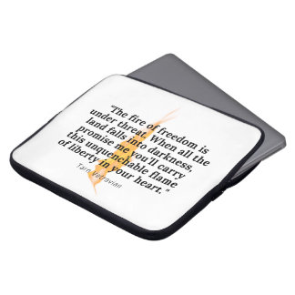 Capa Para Notebook Chama Insuenchível - Bolsa de laptop