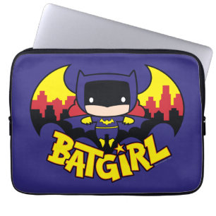 Capa Para Notebook Chibi Batgirl com o Skyline & logotipo Gotham