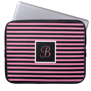 Capa Para Notebook Chic Cute inicial - Letra rosa e preta - riscado