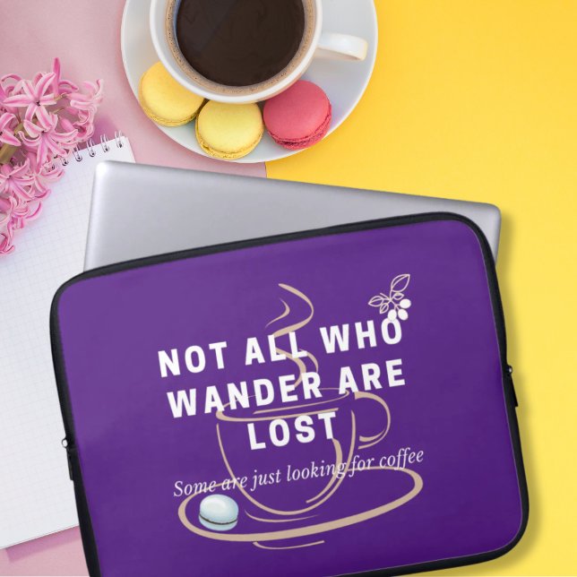 Capa Para Notebook Citação engraçada sobre café roxo (Criador carregado)