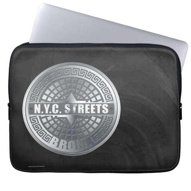 Capa Para Notebook Cobrir Manhole Bronx (Frente)