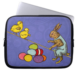 Capa Para Notebook Coelhinho de Páscoa com pintinhos e ovos de Pásc