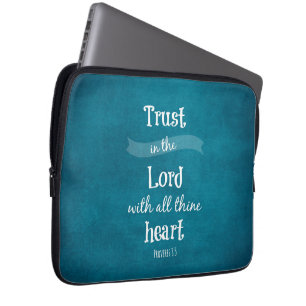 Capa Para Notebook Confiança no senhor Bíblia Verso