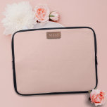 Capa Para Notebook Cor-de-rosa-rosa rosa Dourada Monograma Laptop<br><div class="desc">Uma elegante bolsa de laptop cor-de-rosa-rosa-rosa-pincel com espaço para as suas iniciais</div>