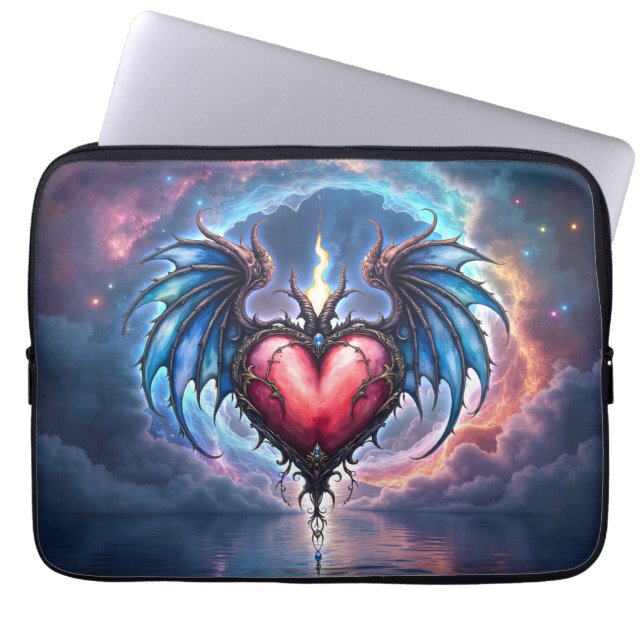 Capa Para Notebook Coração Flamebound da Lua – Amor Cósmico Gótico (Frente)
