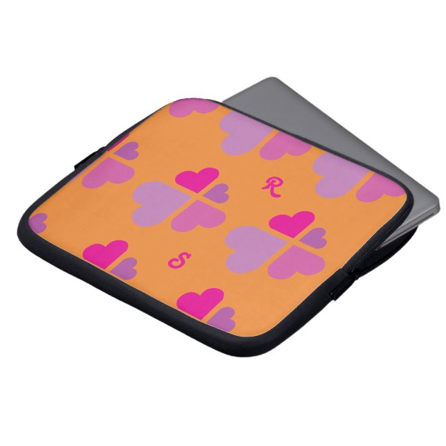 Capa Para Notebook Corações Cruz (Frente Topo)