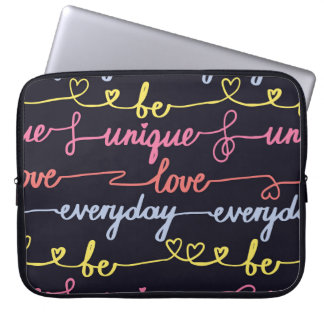 Capa Para Notebook Corações das raparigas, palavras sem problemas.