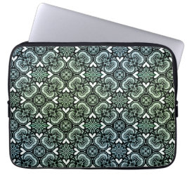 Capa Para Notebook Corações e Renda Arco-Íris
