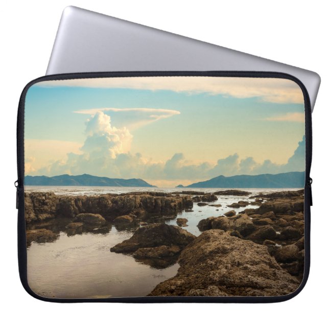 Capa Para Notebook Crepúsculo nas Piscinas de Maré na Praia de Cabril (Frente)