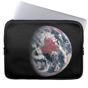 Capa Para Notebook Crescimento De Plantas No Planeta Terra.
