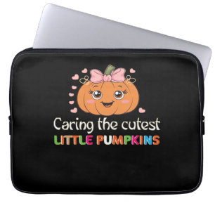 Capa Para Notebook Cute Cuidando Da Enfermeira De Abóboras Mais Justa