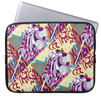 Capa Para Notebook "Dancing Sky Reaching Hill" Abstrato Art