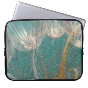 Capa Para Notebook Dandelion branco em fotografia fechada