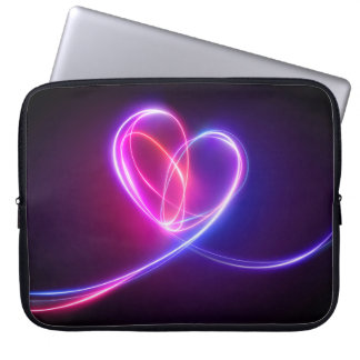 Capa Para Notebook Desenho de luz de néon cor-de-rosa. Doença cardíac