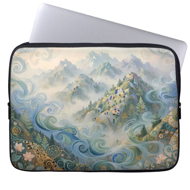 Capa Para Notebook Dia Nebuloso Nas Montanhas (Frente)