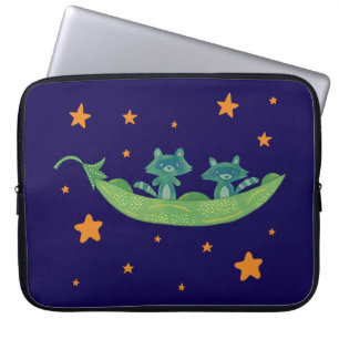 Capa Para Notebook Dois Guaxinins em uma Vagem Arte Folclórica Capr