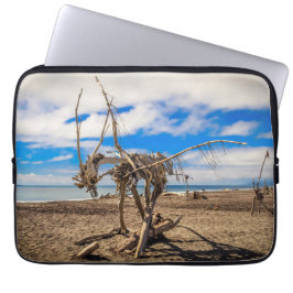 Capa Para Notebook Driftwood trabalho de arte em Hokitika Beach, Nova