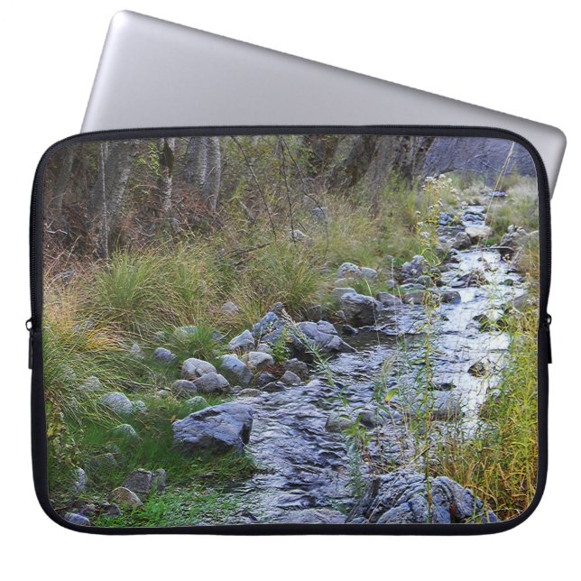 Capa Para Notebook East Fork/Hayfork Creek...... (Frente)