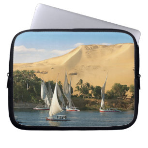 Capa Para Notebook Egito, Assuã, Rio Nilo, barcos à vela Felucca, 2