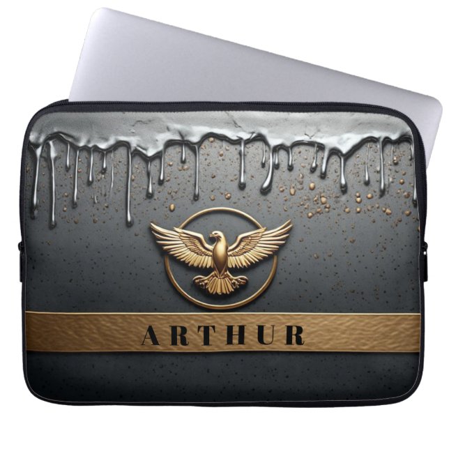 Capa Para Notebook Emblema de Águia Dourada com Asas Estendidas (Frente)