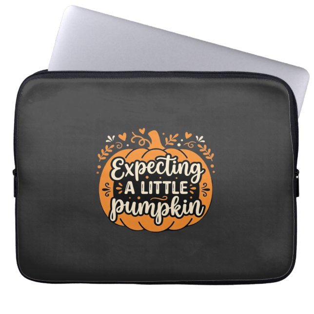 Capa Para Notebook Esperando um Pequeno Desenho de Abóbora de Hallowe (Frente)