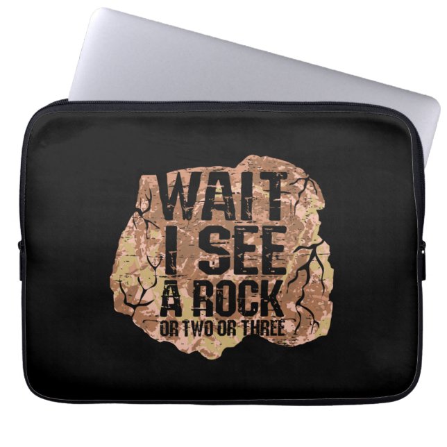Capa Para Notebook Espere, Vejo Uma Pedra (Frente)