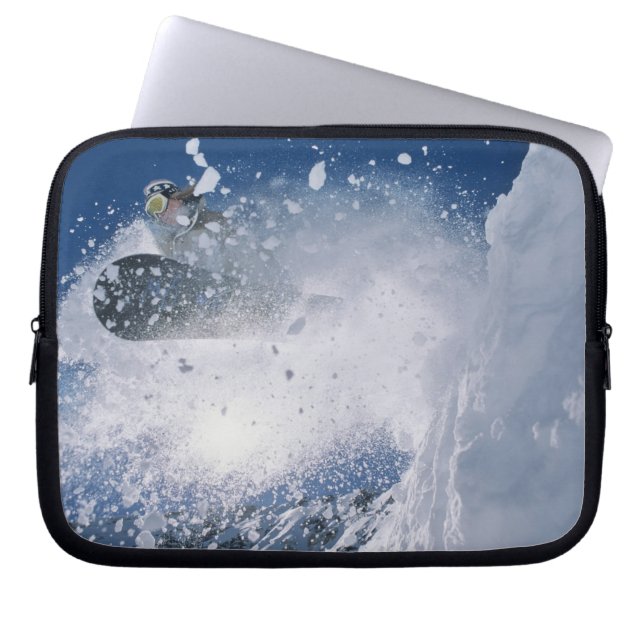 Capa Para Notebook Esquiando no Resort Snowbird, Wasatch (Frente)
