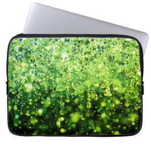 Capa Para Notebook Esta Não É Chuva Verde em uma Bolsa de Eletrônicos