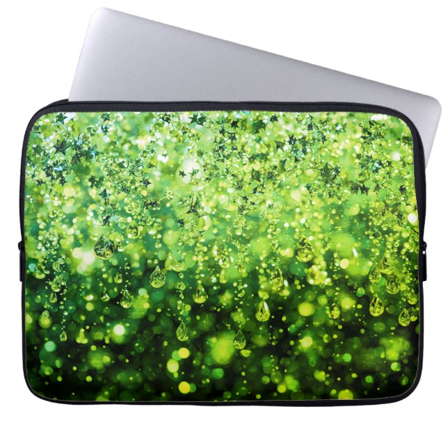 Capa Para Notebook Esta Não É Chuva Verde em uma Bolsa de Eletrônicos (Frente)