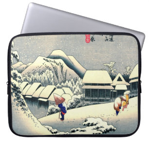 Capa Para Notebook Estrada 1833 de Tokaido da estação de Kanbara