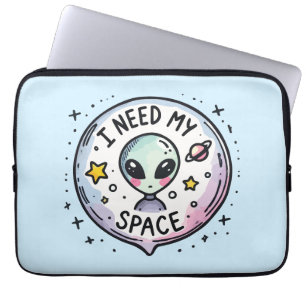 Capa Para Notebook Eu Preciso do Meu Espaço Alien Fofo