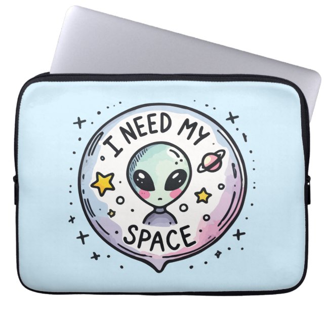 Capa Para Notebook Eu Preciso do Meu Espaço Alien Fofo (Frente)