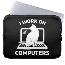 Capa Para Notebook Eu Trabalho Em Computadores Amante de Gatos Engraç