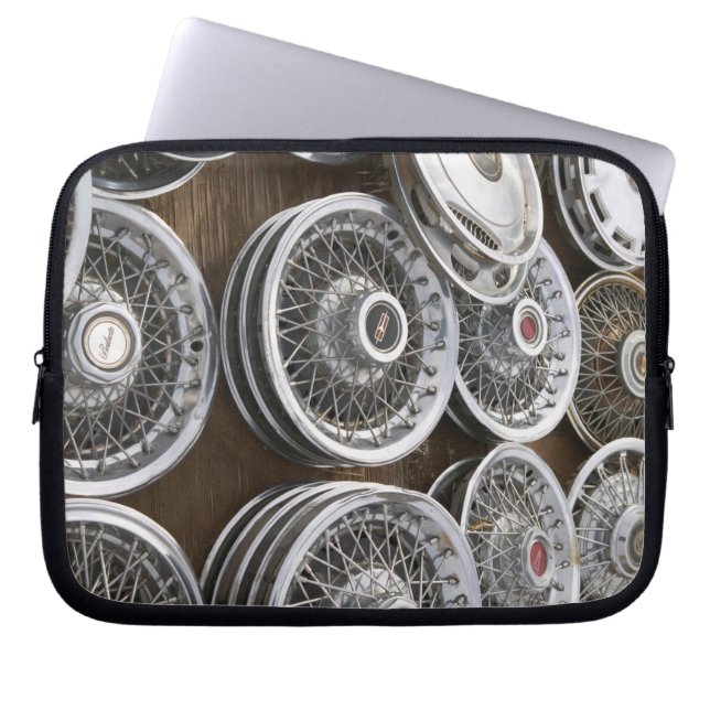 Capa Para Notebook EUA, New mexico, Prewitt: Auto Hubcaps/Rt. 66 (Frente)