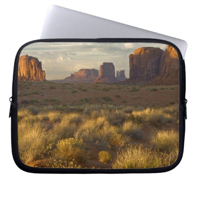 Capa Para Notebook EUA, Utah, Parque Nacional Monument Valley. (Frente)
