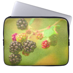 Capa Para Notebook "Fábrica de Frutas Blackberry" Foto Grátis. Compre